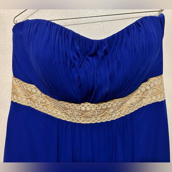 Lily formal dress size 24w - Picture 3 of 10